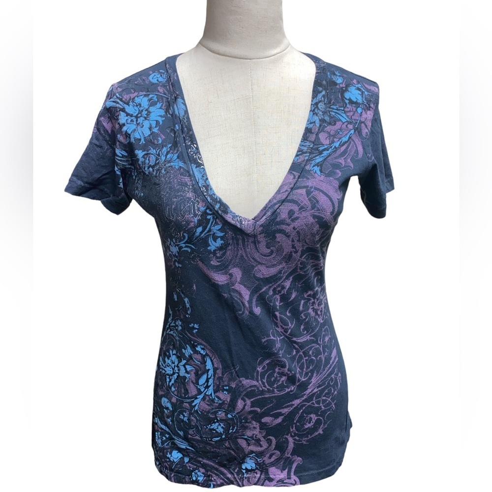 Filter Dark Blue With Light Blue And Purple Graphics